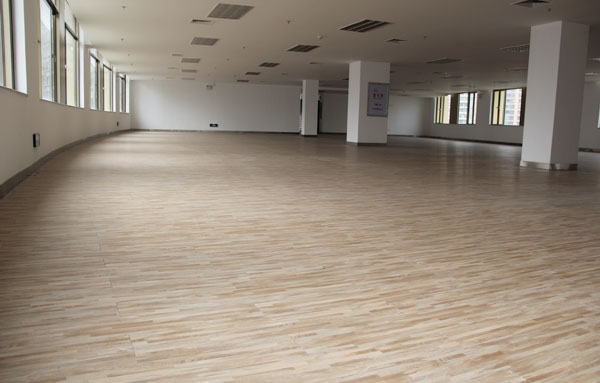 學(xué)校耐磨塑膠地板 olychi品牌