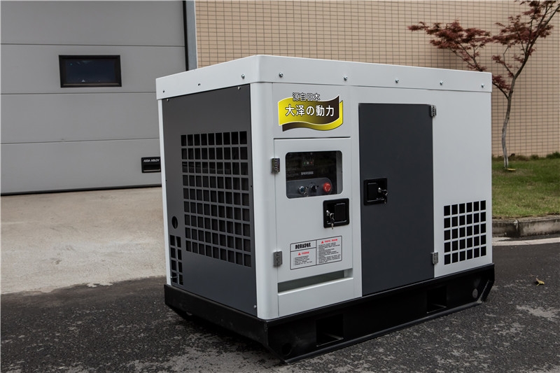手機(jī)啟動(dòng)25KW柴油發(fā)電機(jī)價(jià)錢(qián)