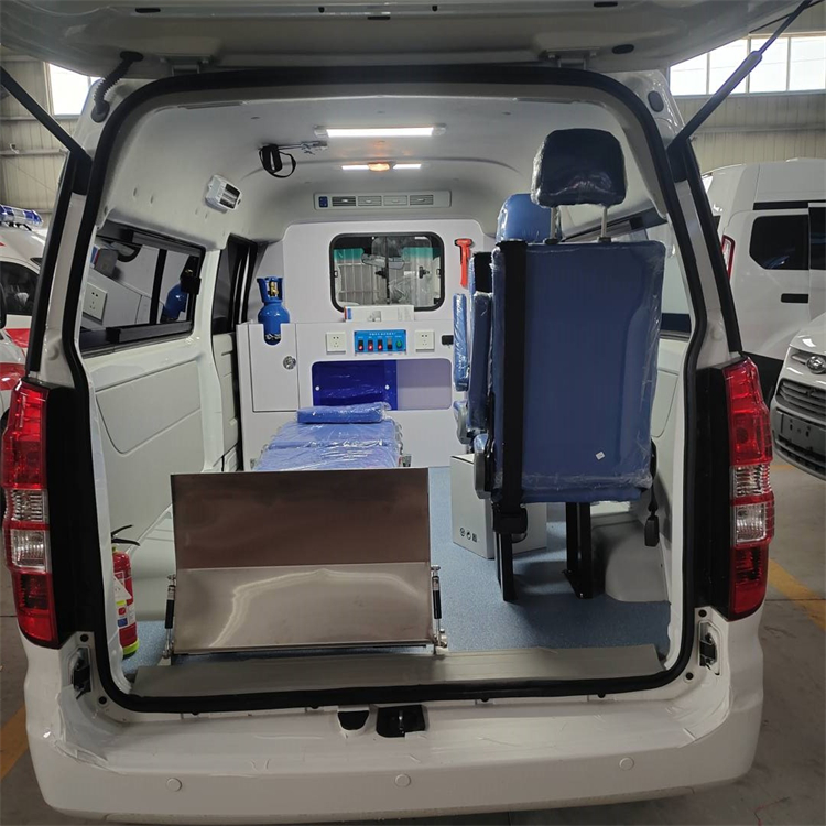 滁州救護(hù)車(chē)廠家 金杯新快運(yùn)定金發(fā)車(chē)