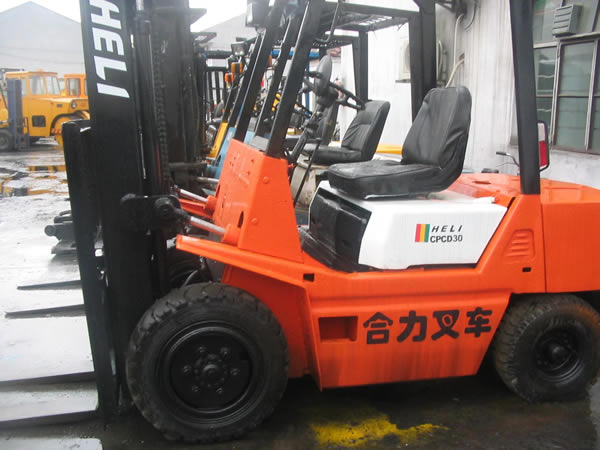【南昌二手叉車價(jià)格】☆【濰坊二手叉車市場】