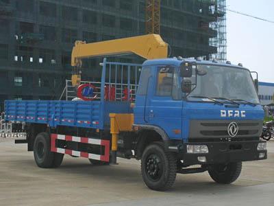 供應(yīng)最便宜的5噸6噸8噸隨車吊找譚照龍廠家直銷價格