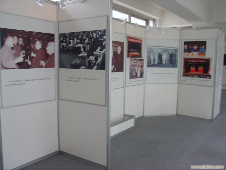 八棱柱宣傳屏風(fēng)，書畫展示屏風(fēng)，活動展墻，標(biāo)準(zhǔn)展板