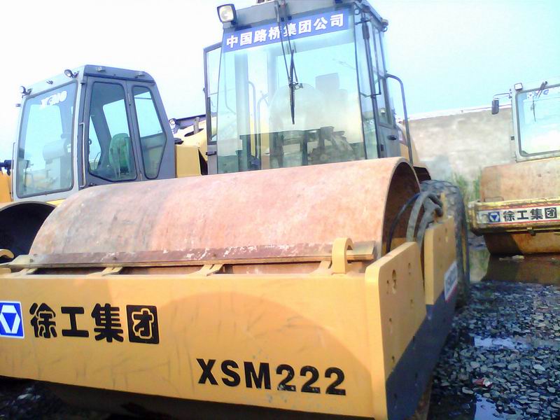 二手徐工20T震動壓路機(jī)