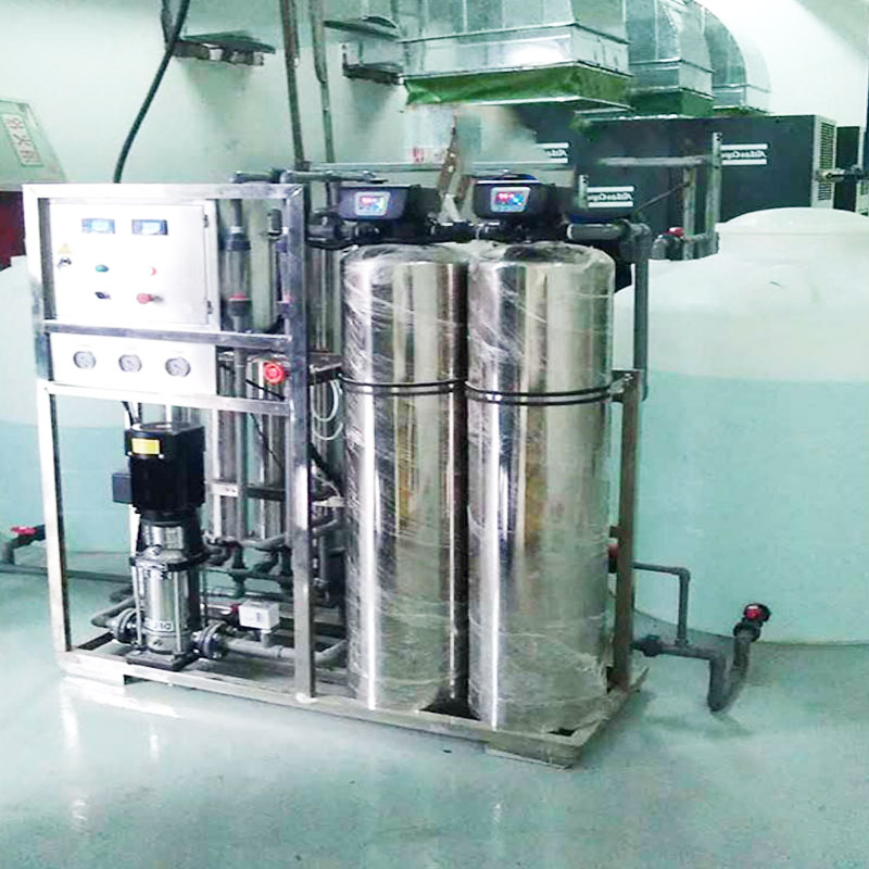 純凈水處理設(shè)備工業(yè)冷凝水除鹽水輝月反滲透設(shè)備工廠訂制