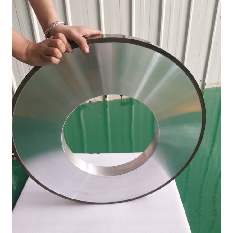 600直徑金剛石砂輪磨削陶瓷，碳化鎢噴涂，軋輥等