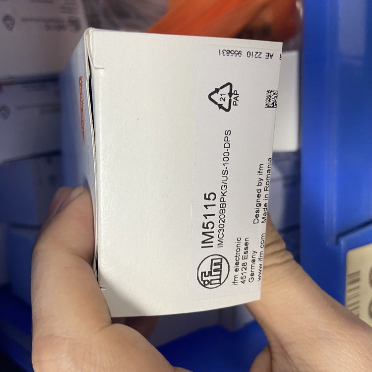 德國(guó)倍加福對(duì)射光電傳感器RL28-8-H-400-RT\/105\/110全新原裝