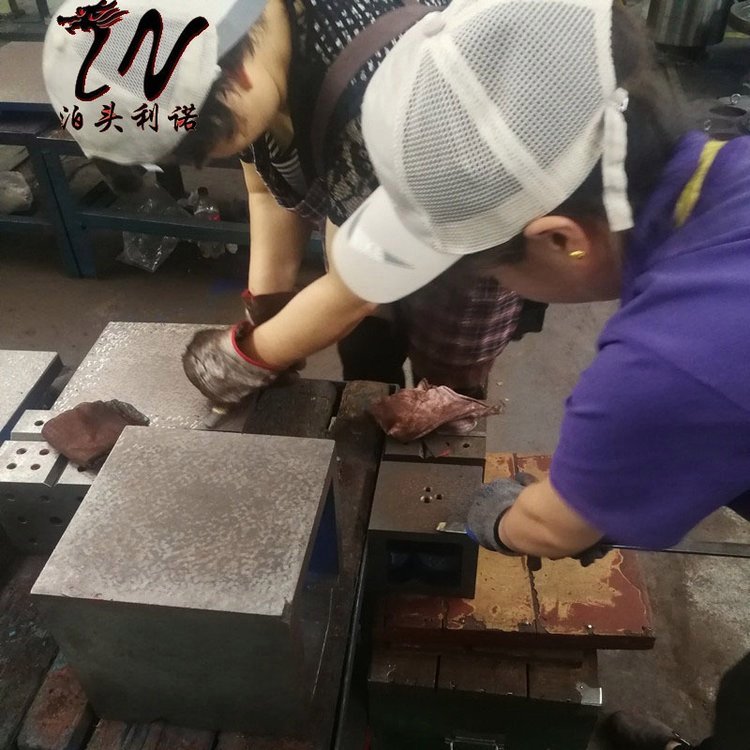 利諾工量具鑄鐵方箱刮研鏟刮精度維修恢復100-600mm